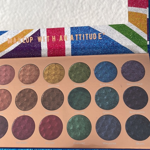 New Rude United Shimmerdom 21 Shades of Glittery Eyeshadow pallet - RARE Shades - Picture 3 of 3
